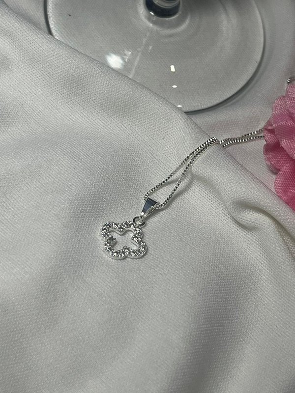 Colar Trevo Cravejado Prata